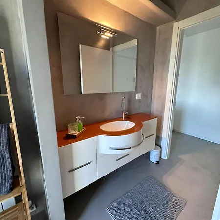 Apartment 17