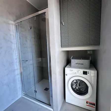 Apartment 17